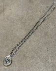 DEAL DESIGN REVERSIBLE MEDALLION NECKLACE ‘SILVER/GOLD’