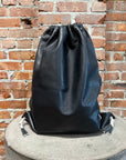 RICK OWENS STROBE FW22 LEATHER DRAWSTRING BAG ‘BLACK’