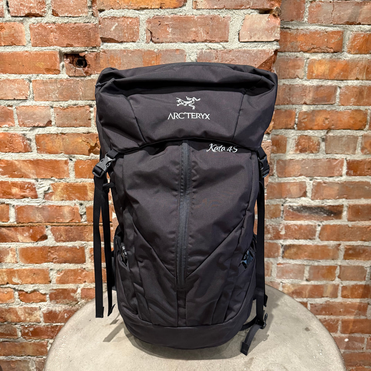 ARC'TERYX KATA 45 L BACKPACK 'BLACK' – Sadō Room