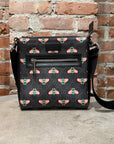 GUCCI GG SUPREME BESTIARY BEE MESSENGER BAG ‘BLACK’