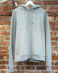 JACQUEMUS EMBROIDERED SCRIPT LOGO HOODIE ‘GREY’