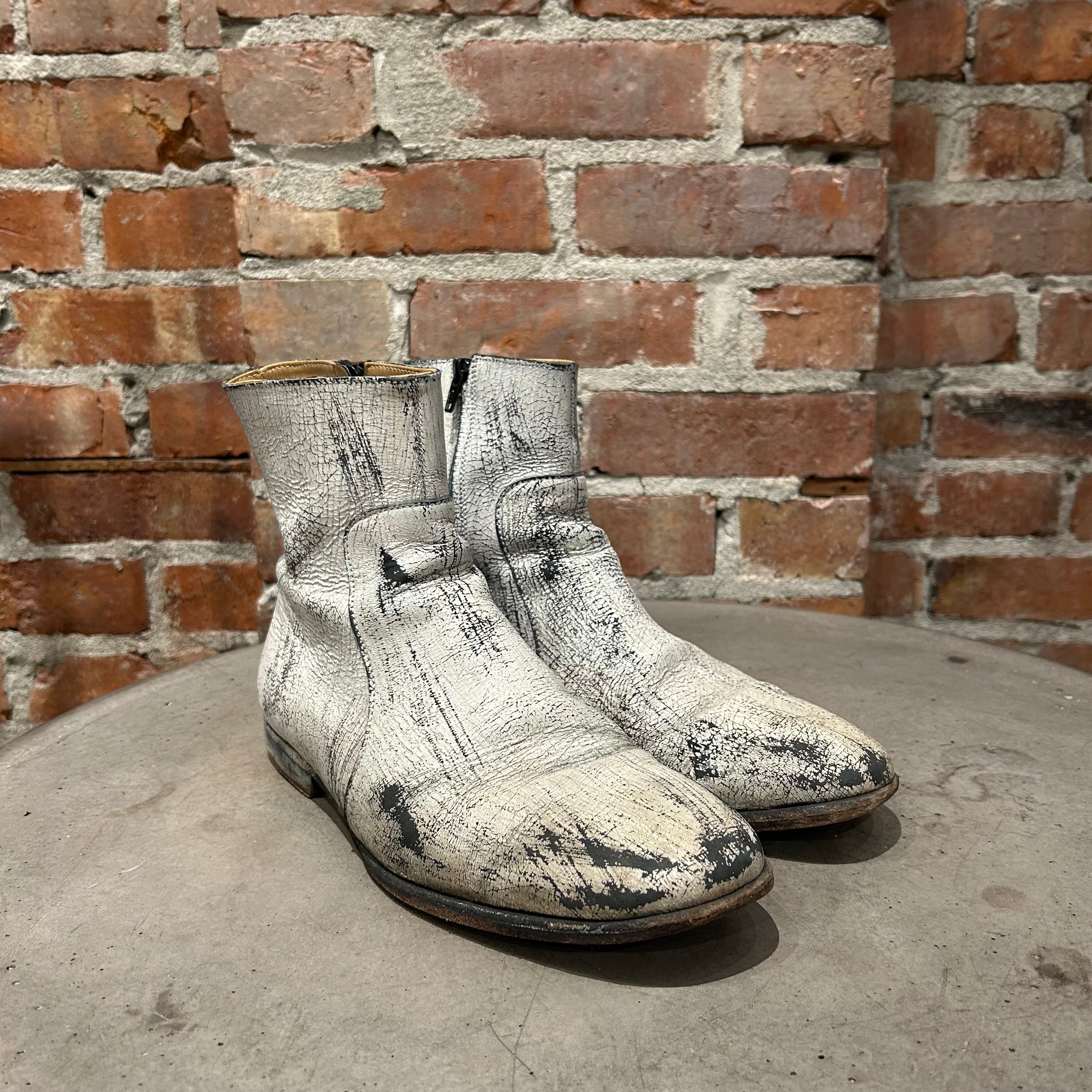 MAISON MARGIELA x H&M RE-EDITION PAINTED BOOTS 'WHITE' – Sadō Room