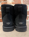 CHROME HEARTS DAGGER UGG BOOTS ‘BLACK’