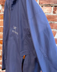 ARC’TERYX LIGHTWEIGHT BETA GORETEX JACKET ‘STONE BLUE’