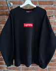 SUPREME FW22 BOX LOGO CREWNECK ‘BLACK/RED’