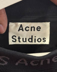 ACNE STUDIOS SCRIPT LOGO COLLAR CREWNECK ‘BLACK’