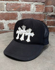 CHROME HEARTS CEMETERY CROSS PATCH TRUCKER HAT ‘BLACK/WHITE’