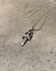 CHROME HEARTS DOUBLE DAGGER NECKLACE ‘SILVER’