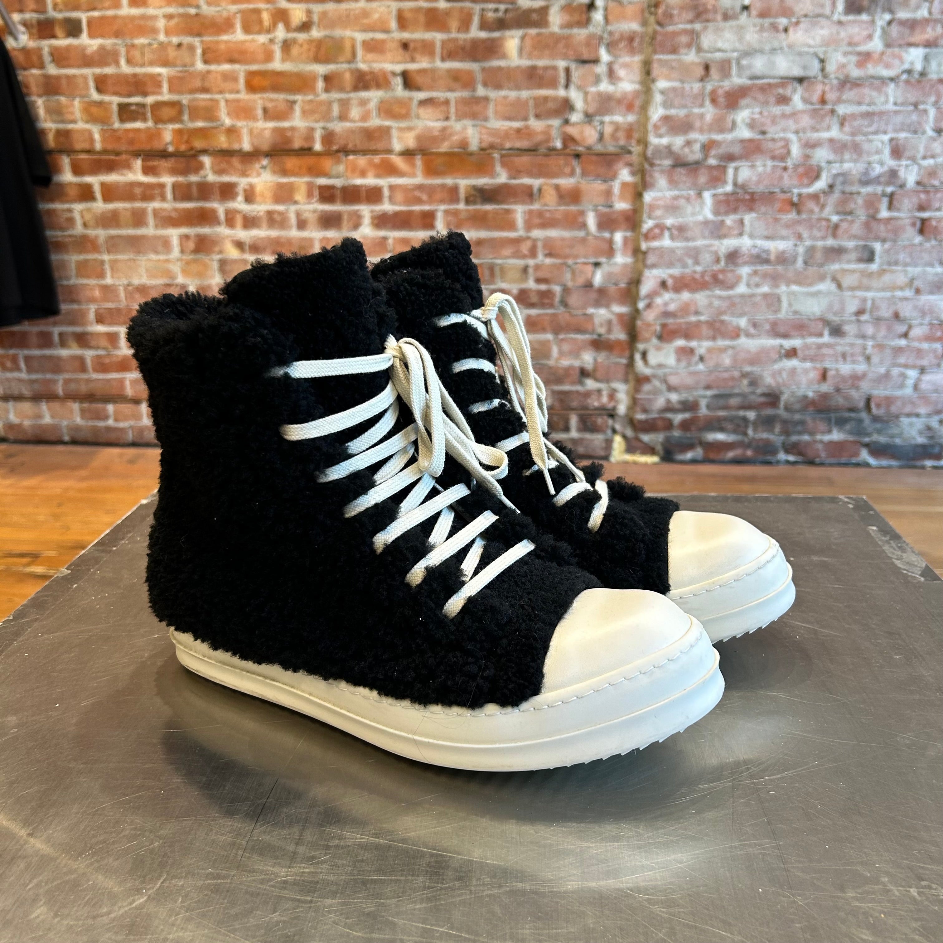 RICK OWENS SHEARLING RAMONES 'BLACK' – Sadō Room