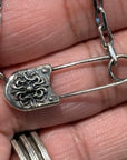DEAL DESIGN SAFETY PIN NECKLACE ‘SILVER’
