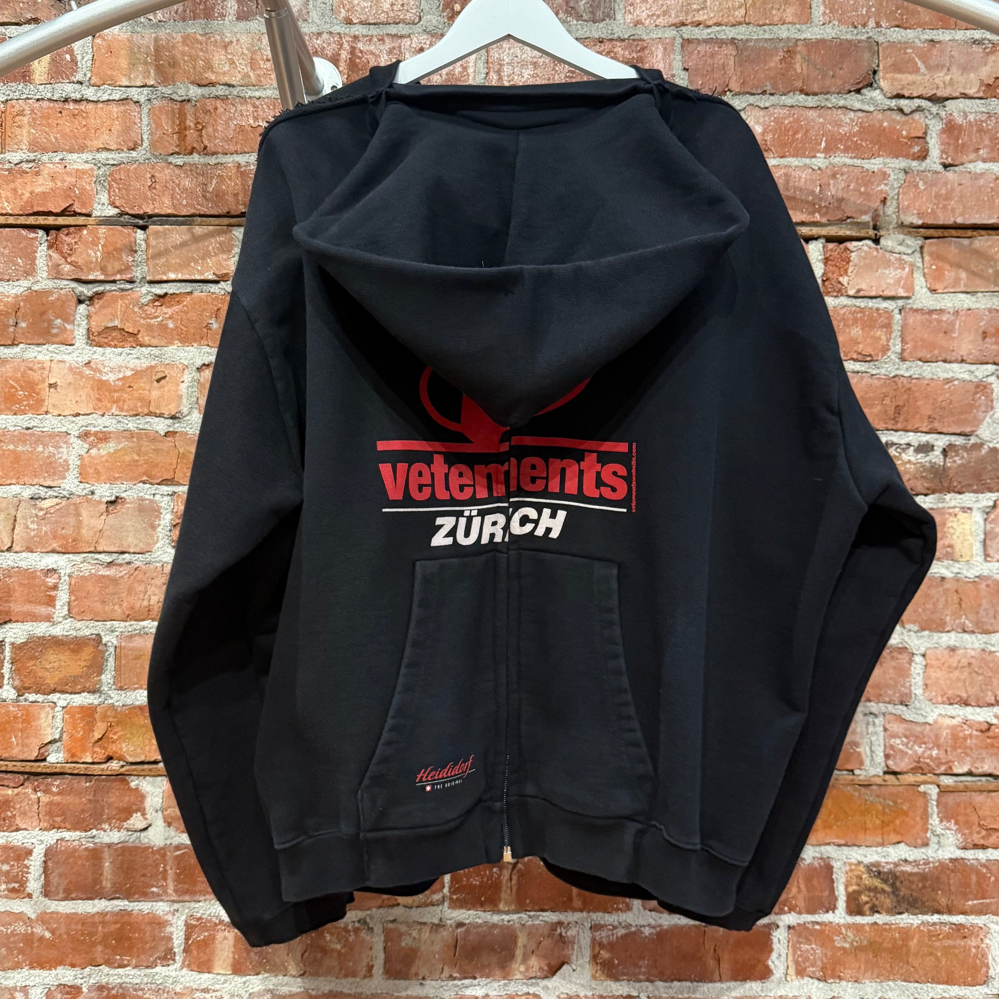 VETEMENTS SS18 ZURICH REVERSIBLE ZIP UP HOODIE 'BLACK' – Sadō Room