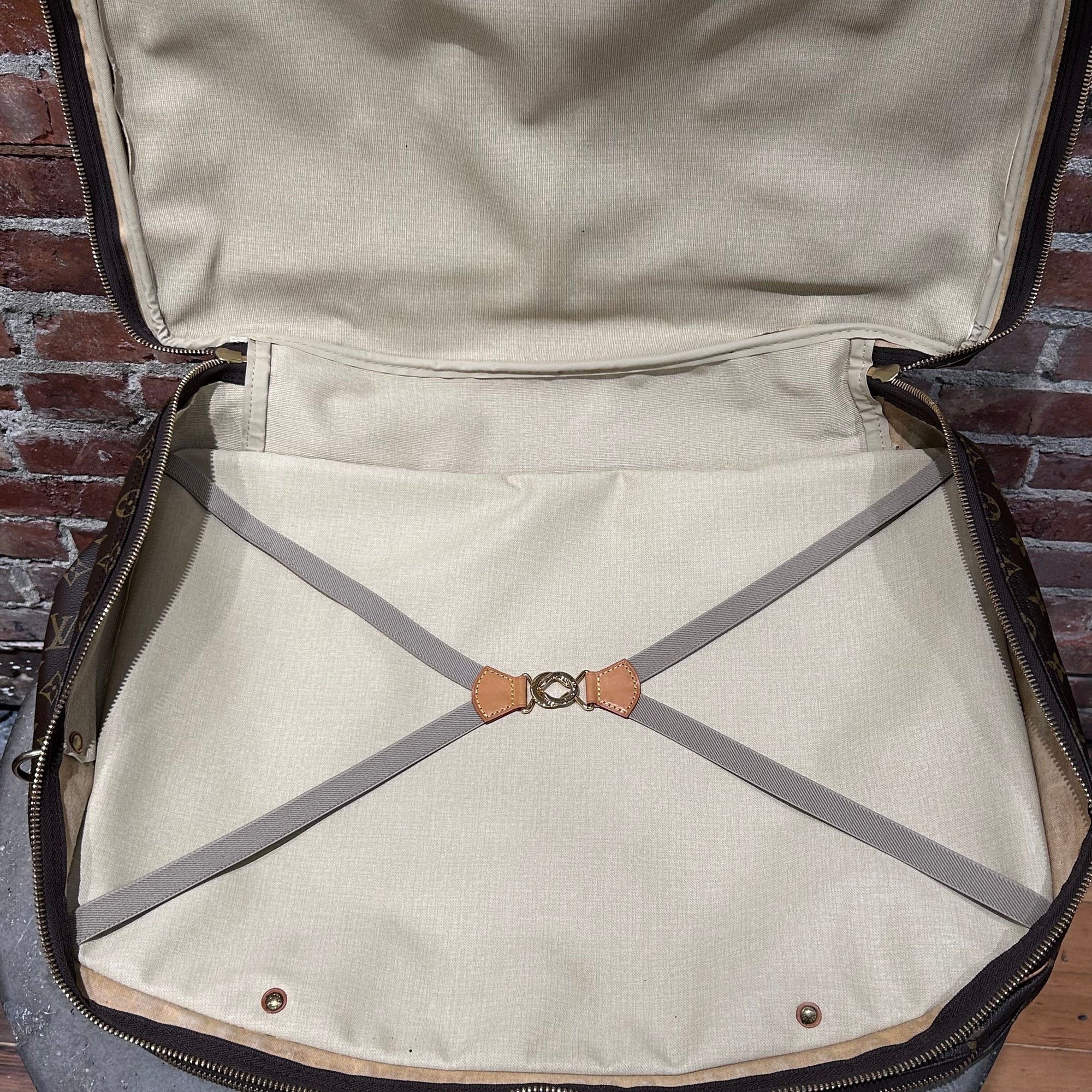 LOUIS VUITTON MONOGRAM TRAVEL BAG ‘BROWN’