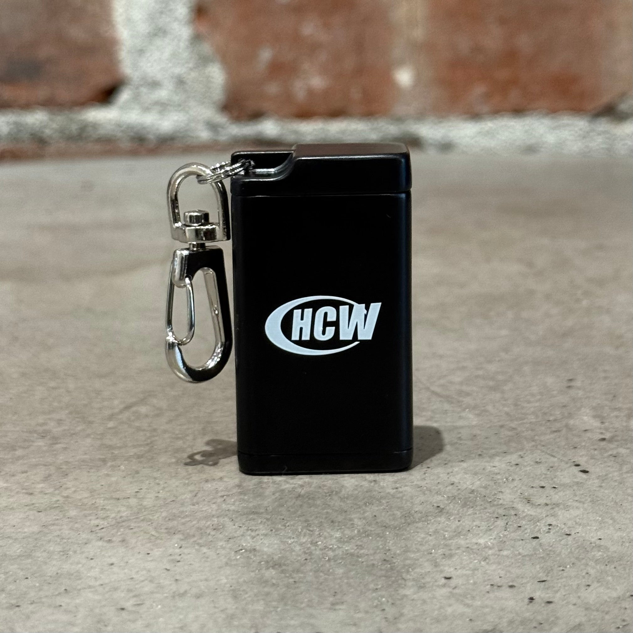 HAVEN COURT ASH TRAY KEYCHAIN ‘BLACK’ – Sadō Room