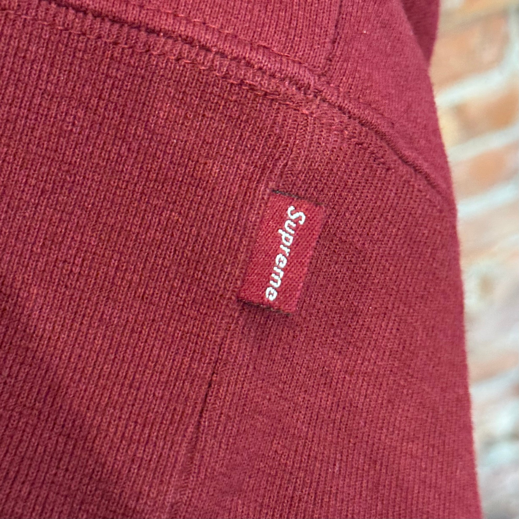 SUPREME FW22 BOX LOGO CREWNECK ‘BURGUNDY’