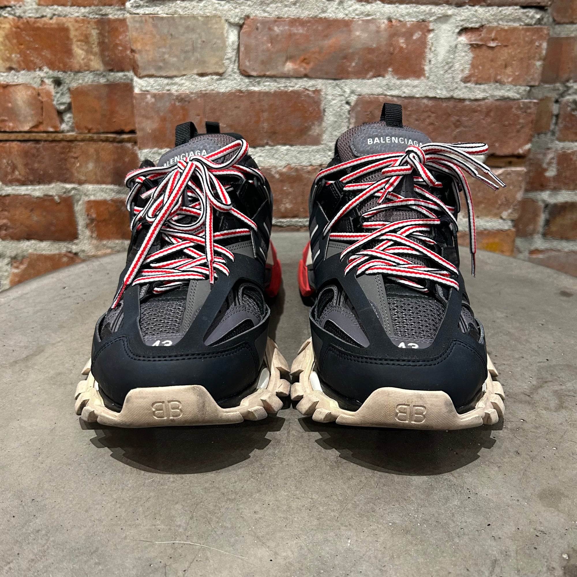 BALENCIAGA TRACK SNEAKERS ‘BLACK/RED’
