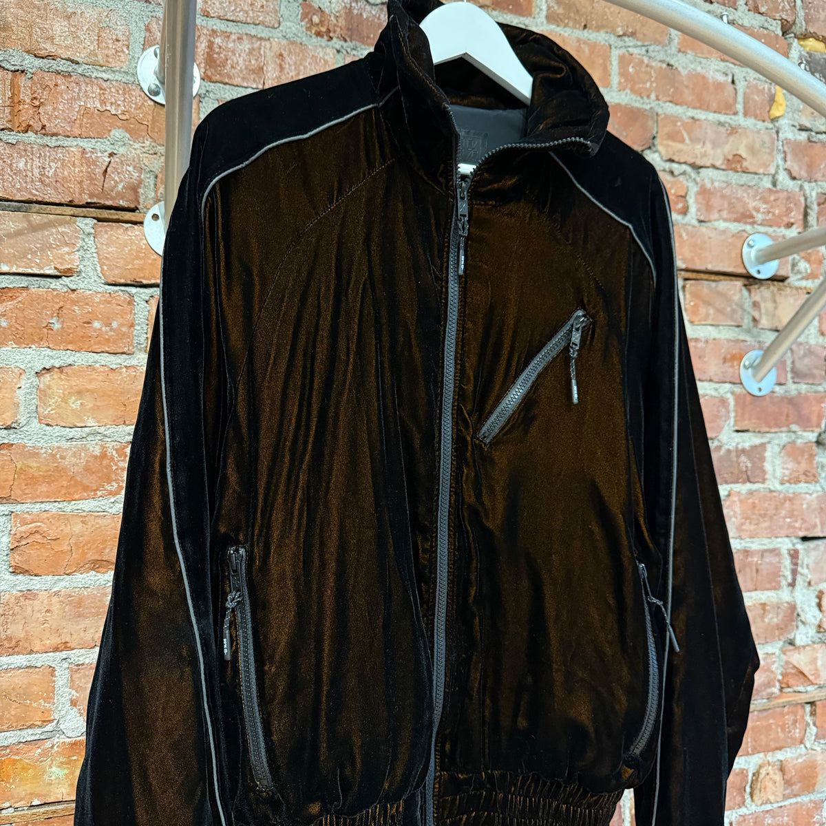 99%IS VELOUR TRACK JACKET ‘BROWN’