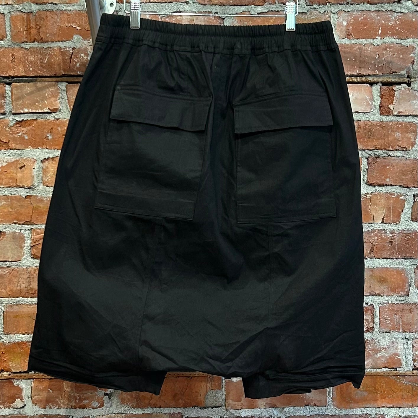 RICK OWENS FW19 LARRY POD SHORTS ‘BLACK’