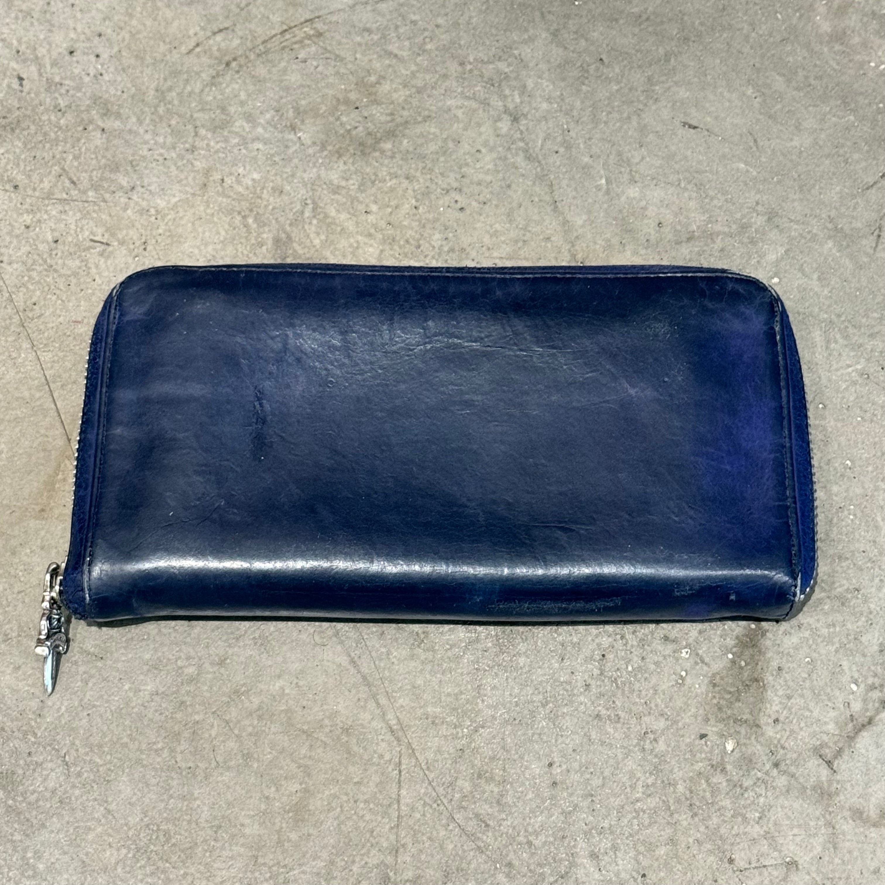 CHROME HEARTS CEMETERY CROSS REC F WALLET 'NAVY' – Sadō Room