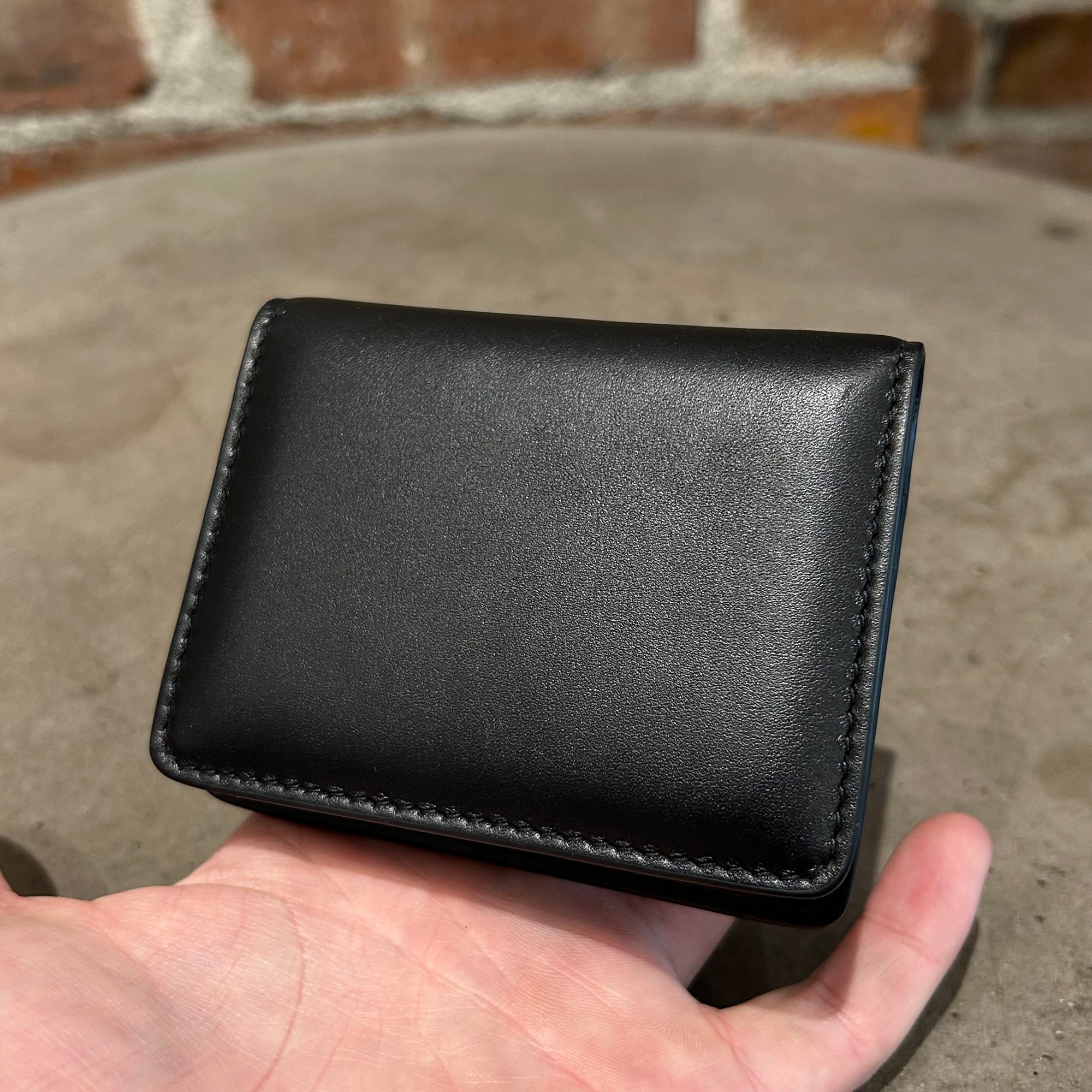 MAISON MARGIELA FOUR STITCH CARD HOLDER KEYCHAIN WALLET ‘BLACK’