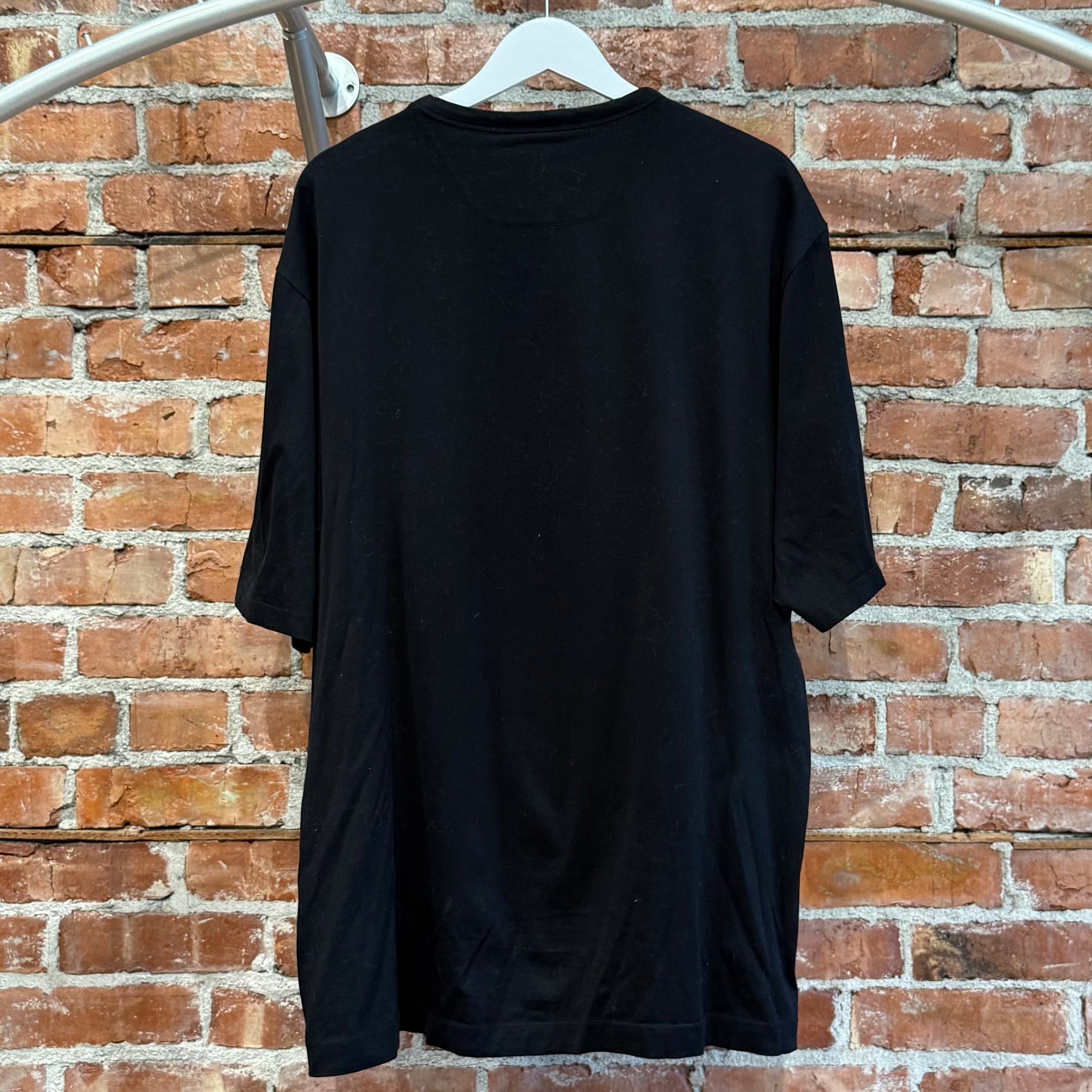 JUUN. J WHITE PIG HUMAN TEE ‘BLACK”