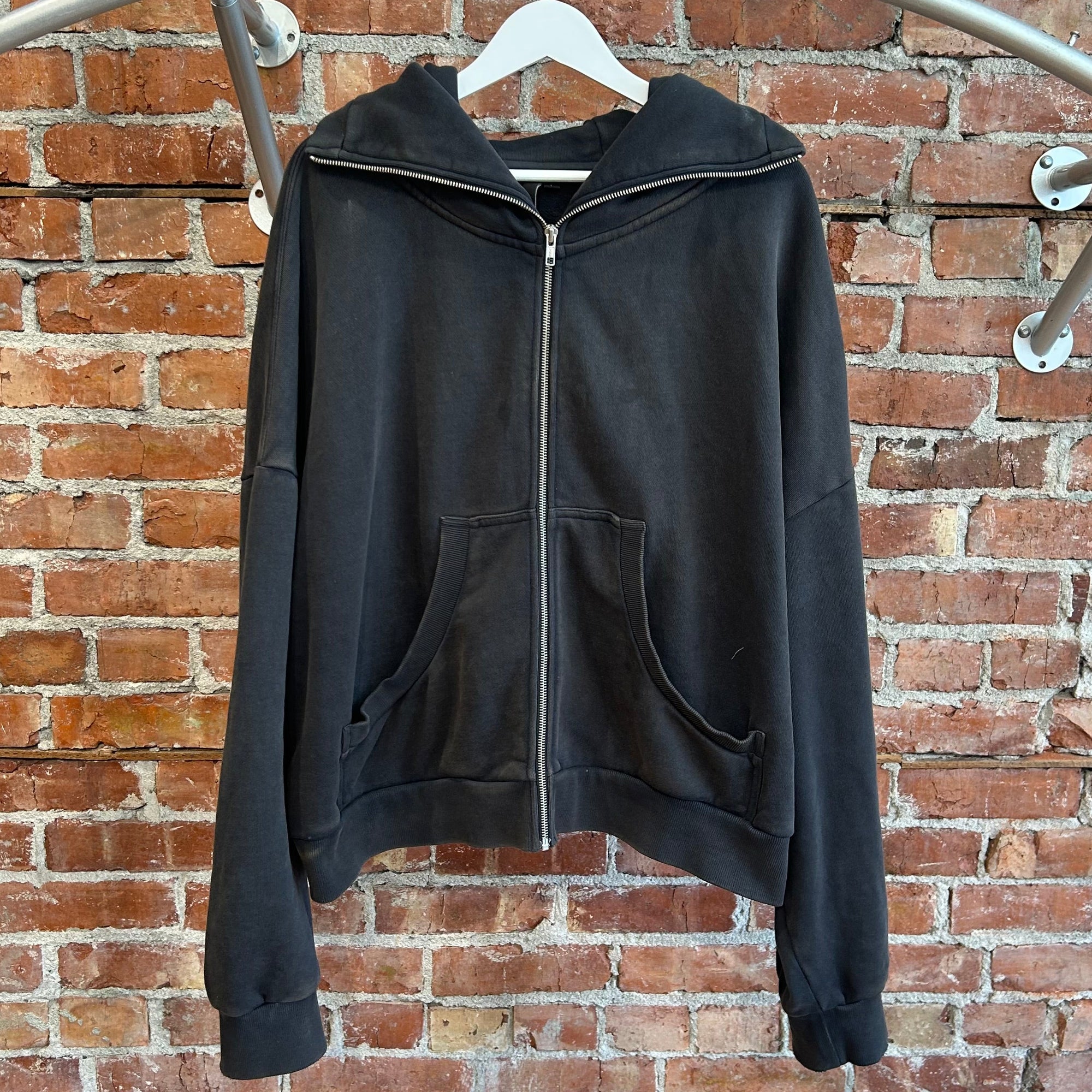 ENTIRE STUDIOS NINJA MASK UTILITY HOODIE ‘COAL’