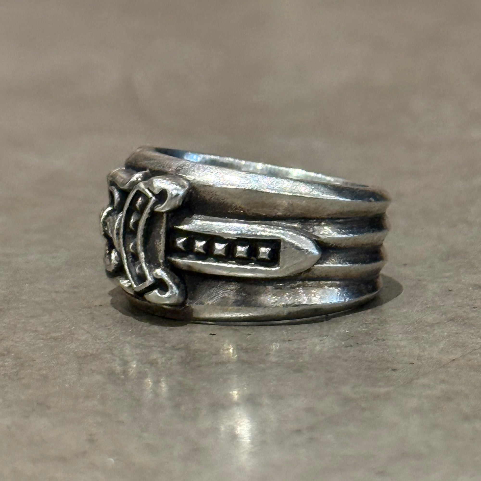 CHROME HEARTS CLASSIC DAGGER RING ‘SILVER’