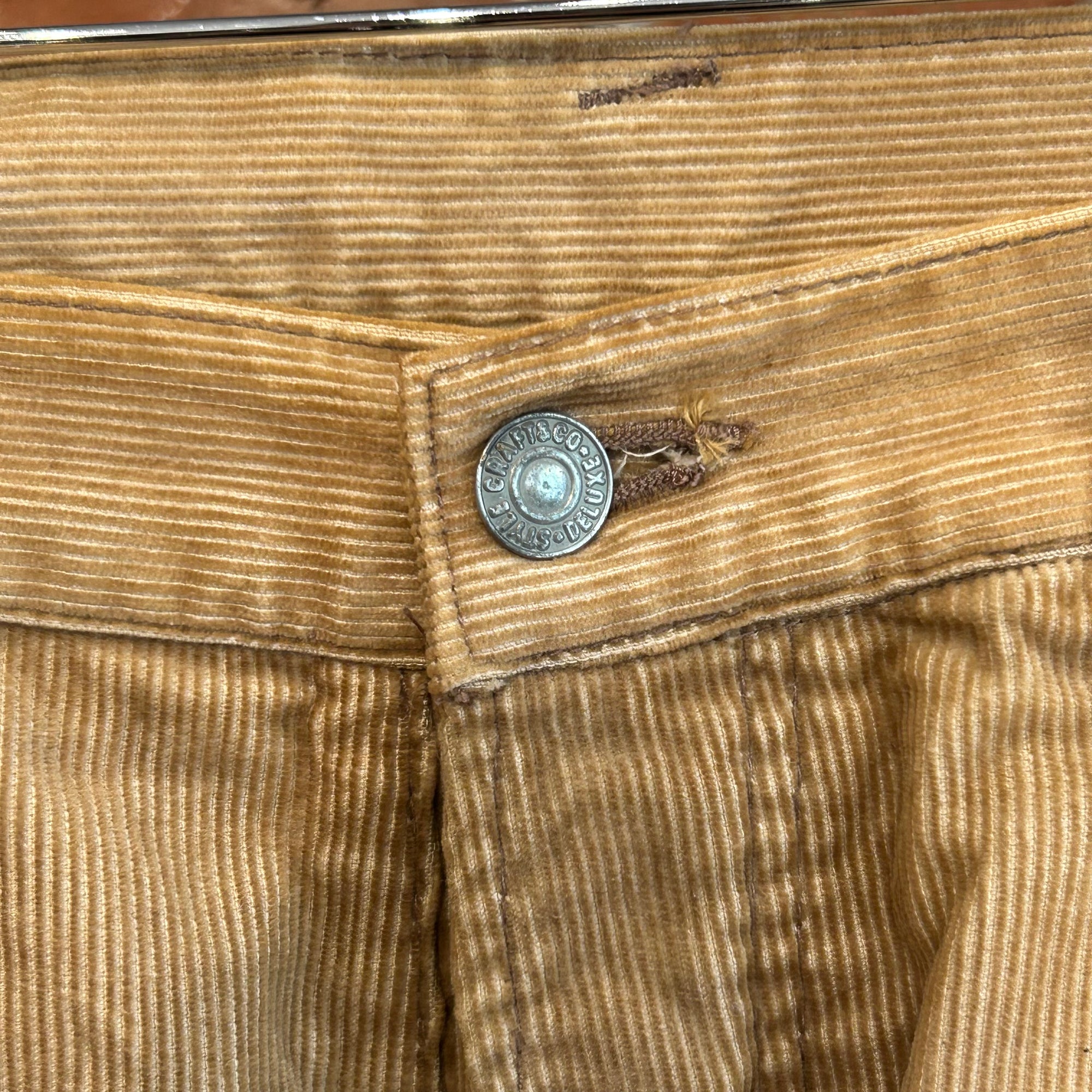 EVISU CORDUROY CHAINSTITCH SHORTS 'TAN'