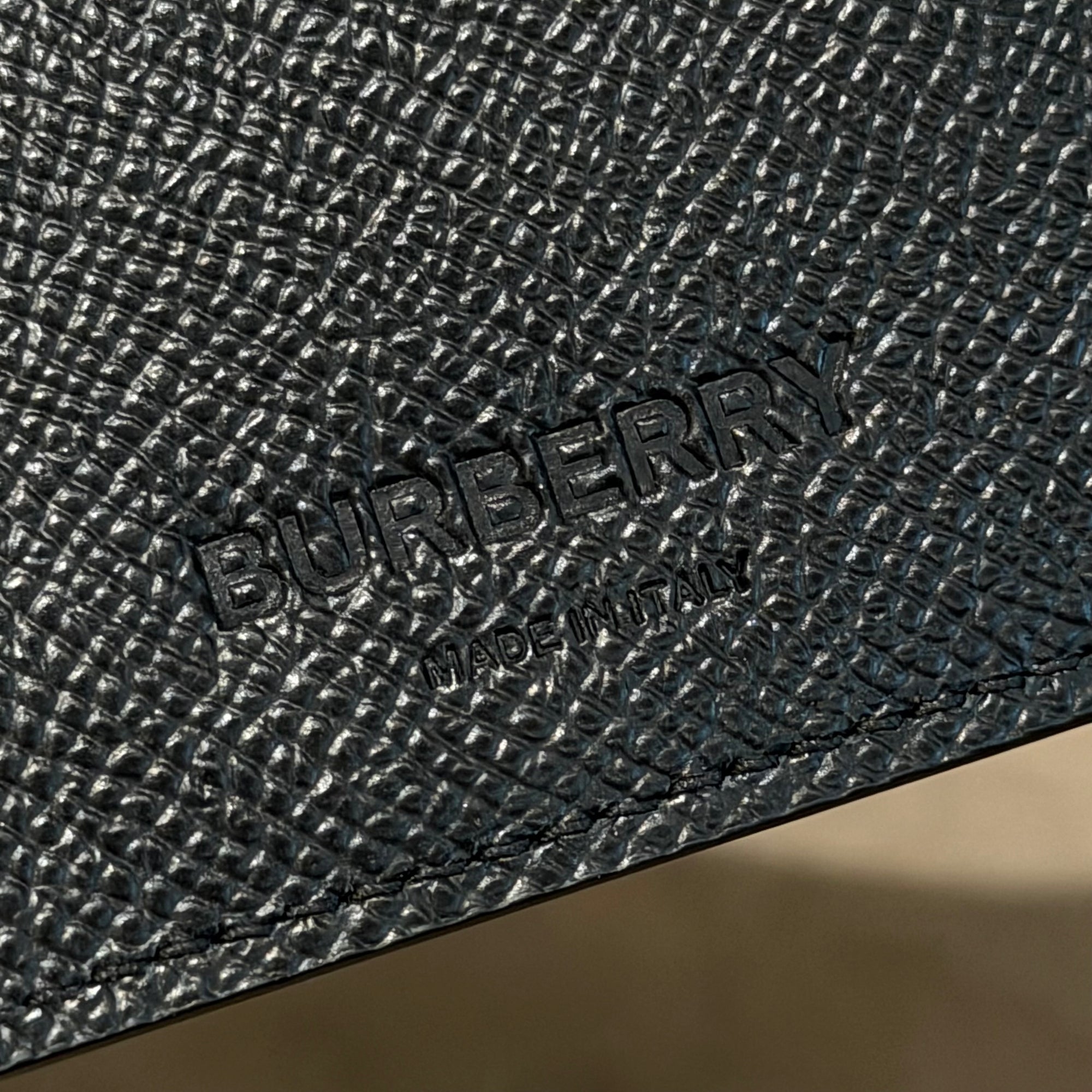 BURBERRY BIFOLD LEATHER WALLET ‘BLACK’