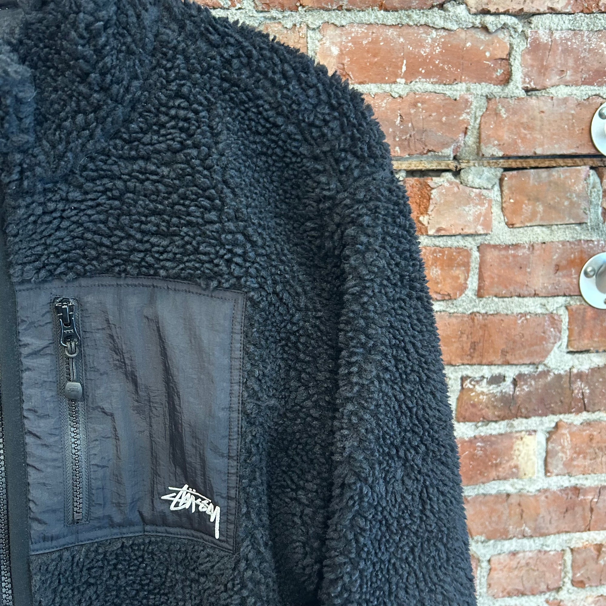 STUSSY REVERSIBLE FLEECE BOMBER JACKET ‘BLACK’