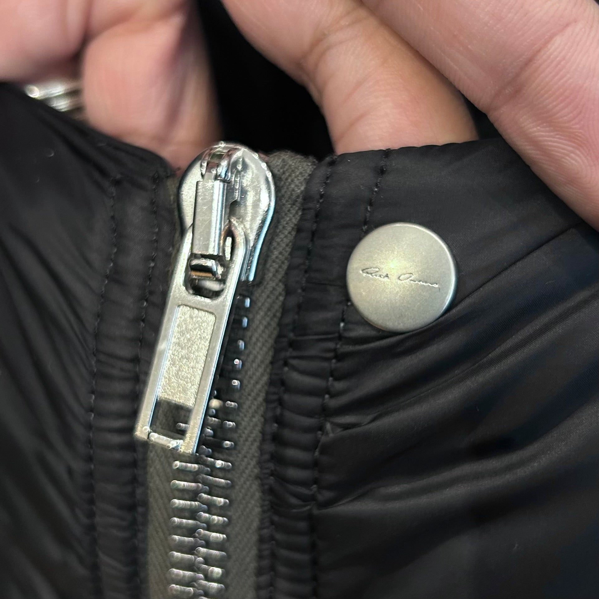 RICK OWENS FW22 STROBE MOUNTAIN DOWN JACKET ‘BLACK’
