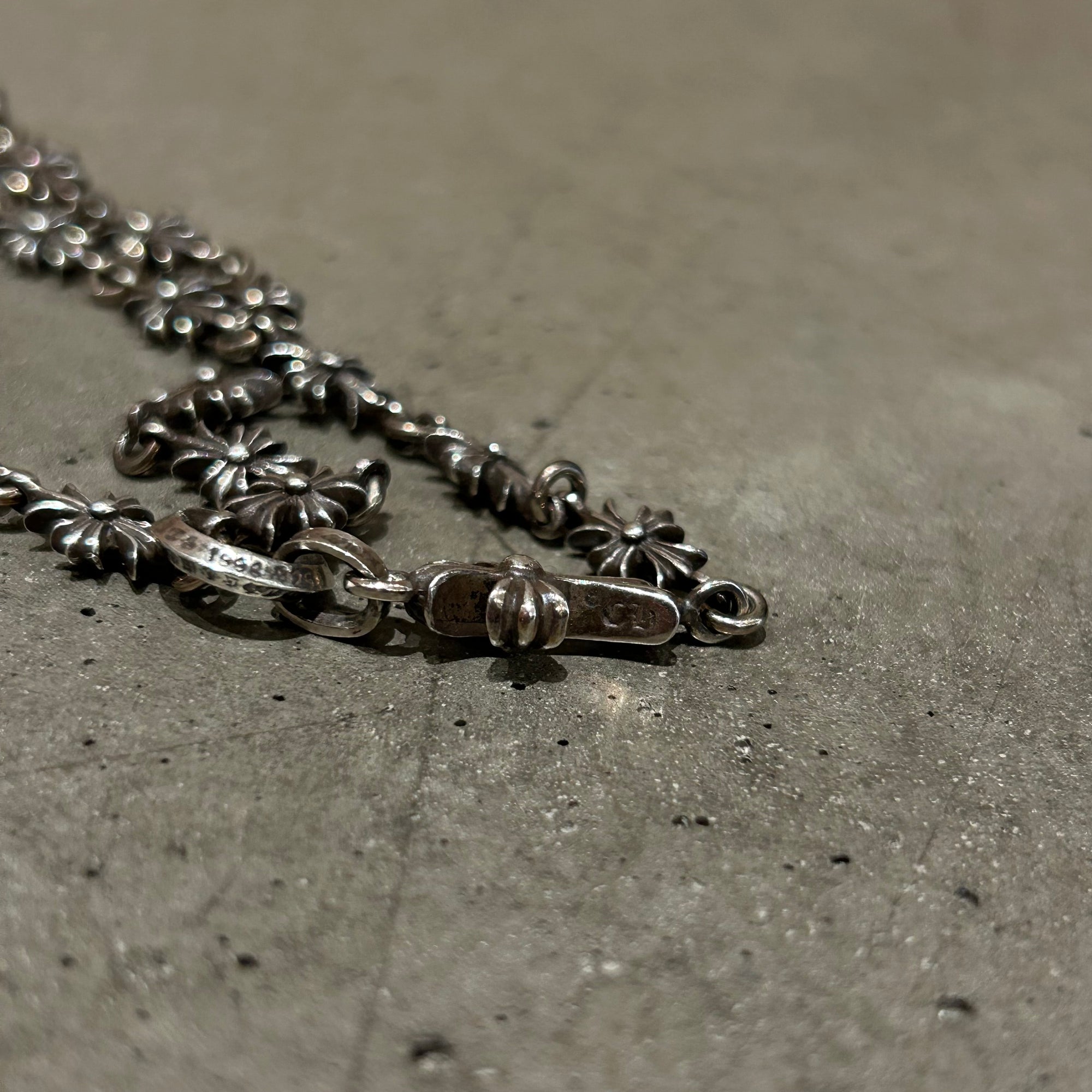 CHROME HEARTS TINY-E ROSARY NECKLACE 'SILVER'