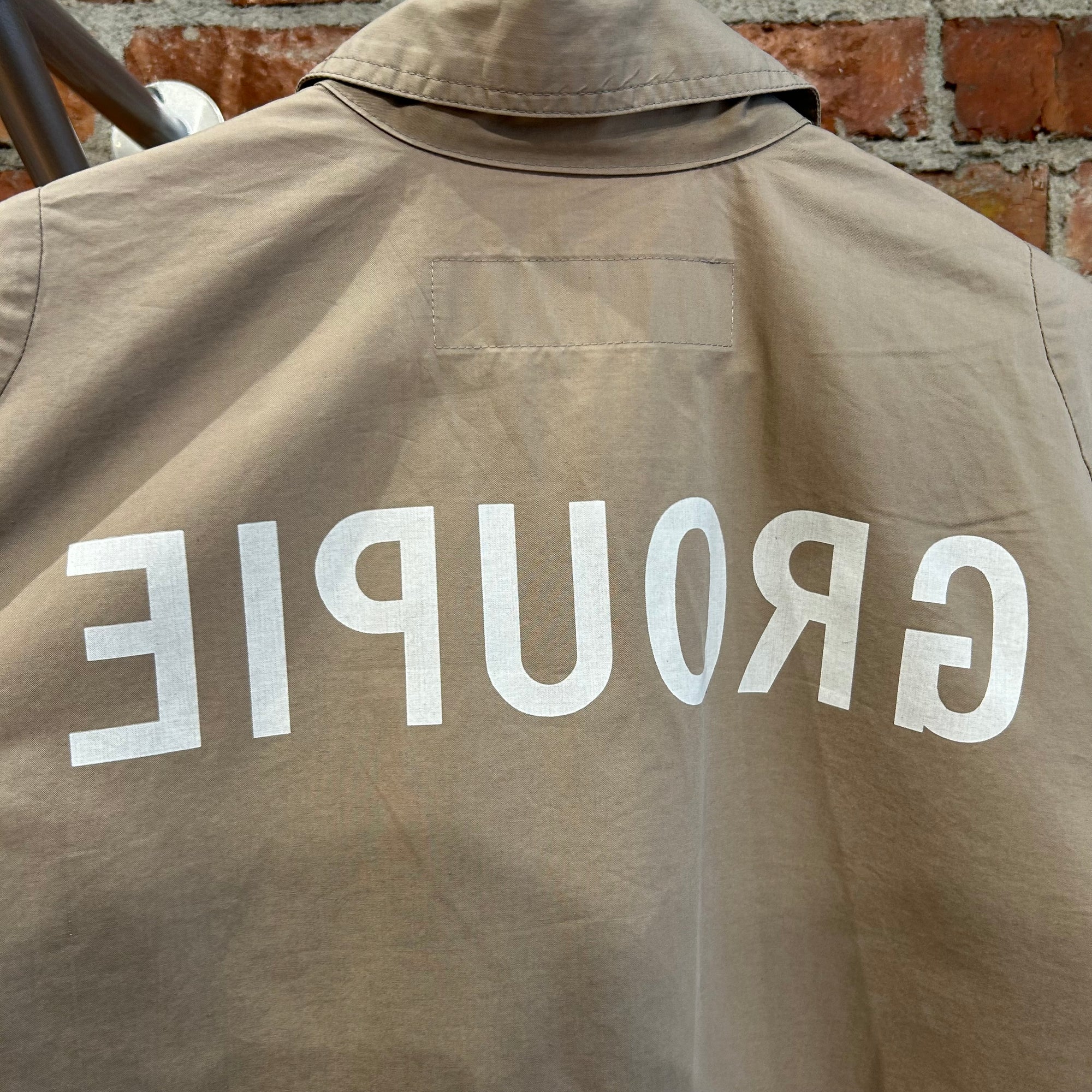UNDERCOVER SS99 RELIEF WORKING CLASS GROUPIE SHIRT ‘TAN’