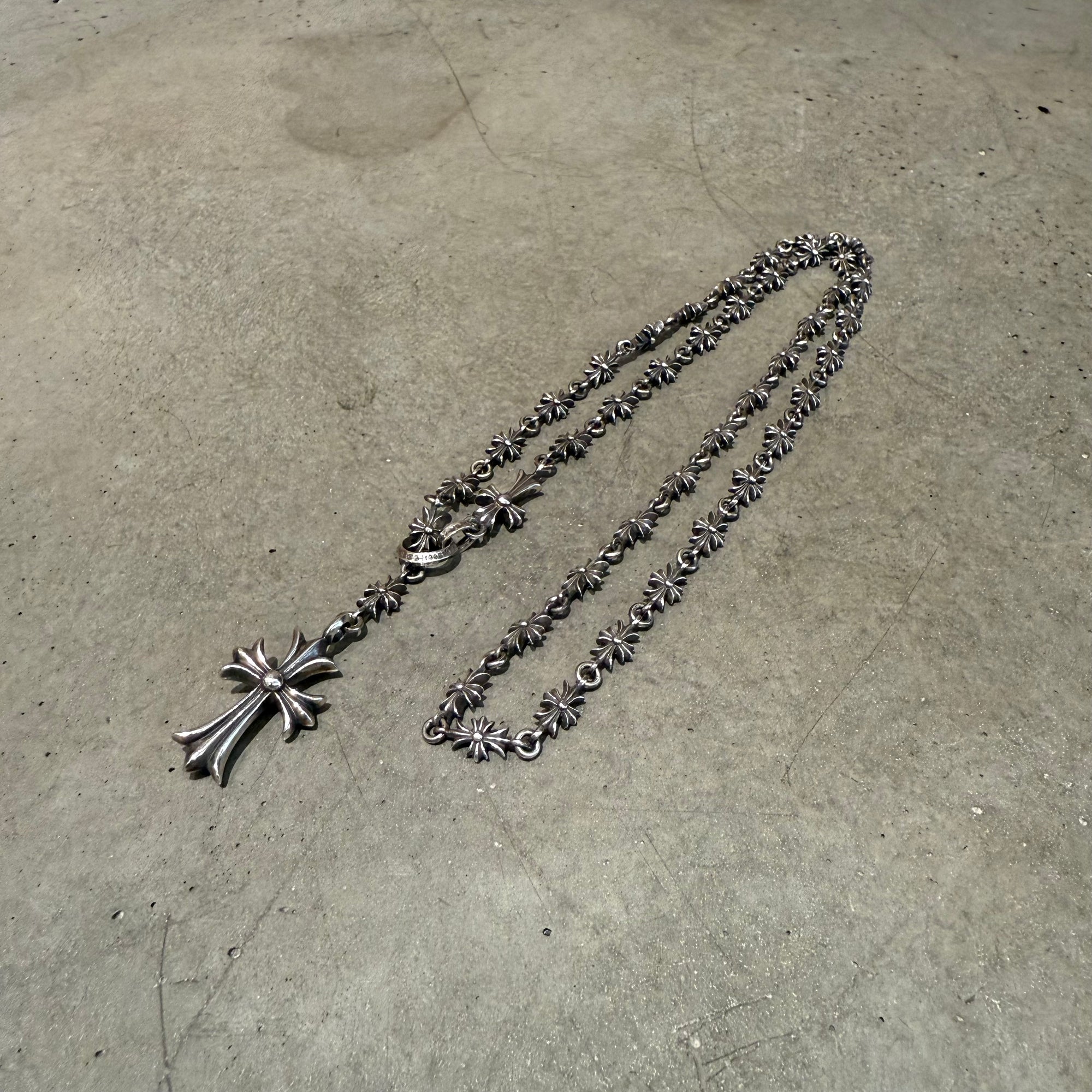 CHROME HEARTS TINY-E ROSARY NECKLACE 'SILVER'