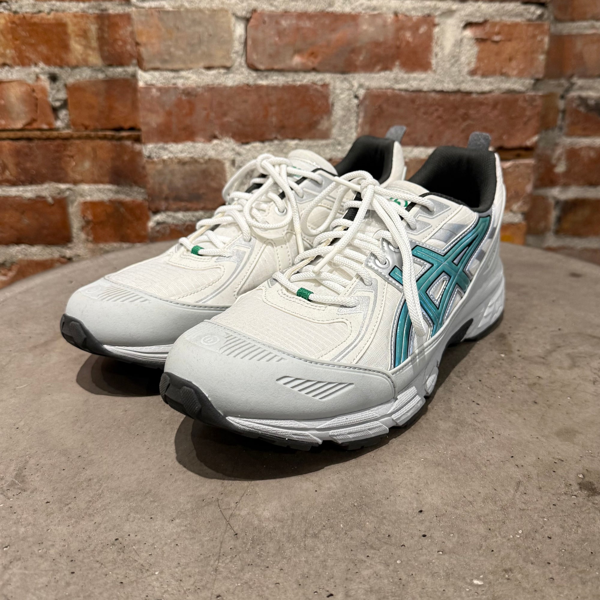 HIDDEN NY X ASICS GEL VENTURE 6 ‘WHITE’