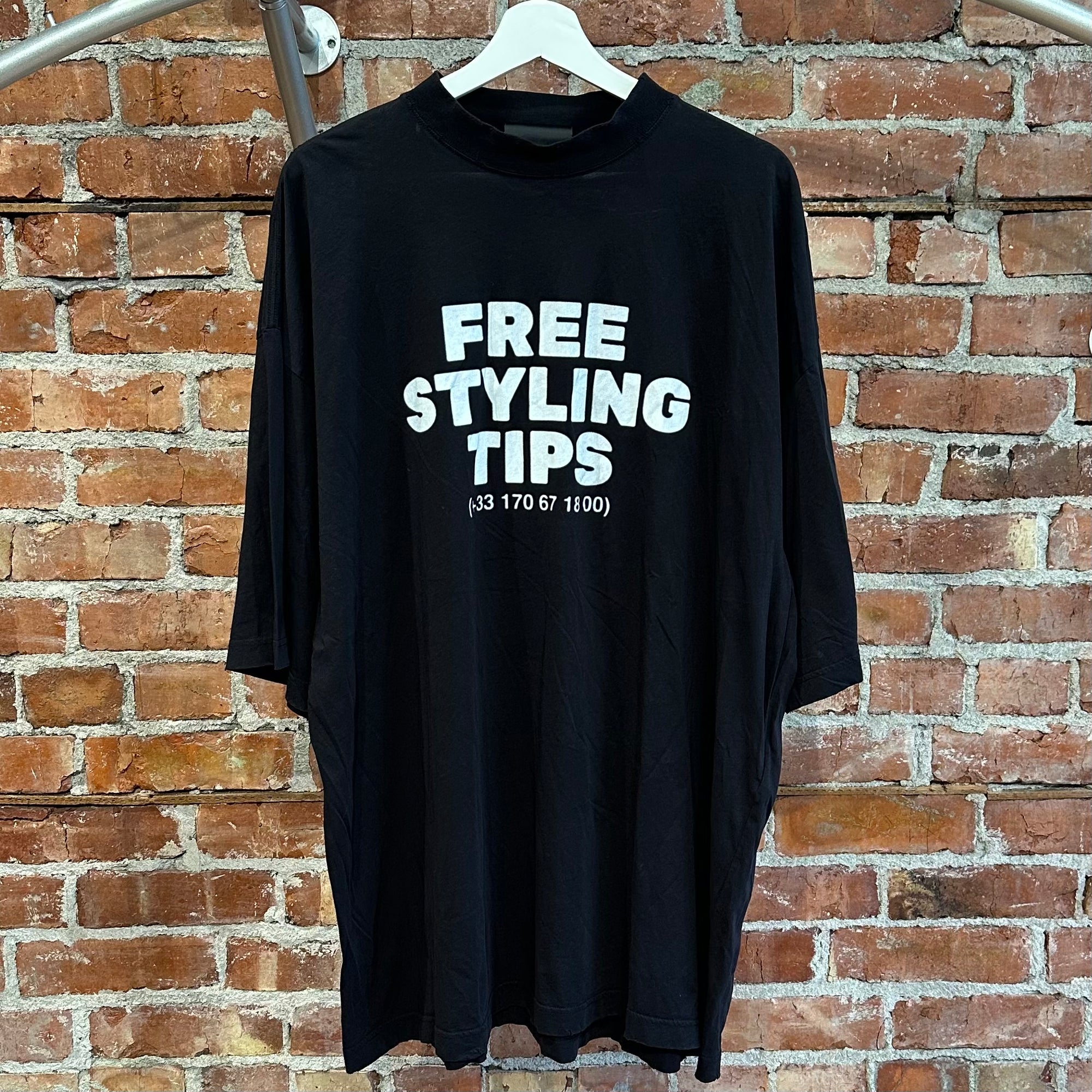 BALENCIAGA SS23 MUDSHOW FREE STYLING TIPS TEE ‘BLACK’
