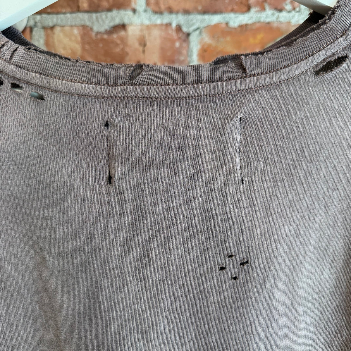 PALY HOLLYWOOD SS26 CORE LOGO TEE ‘BROWN’