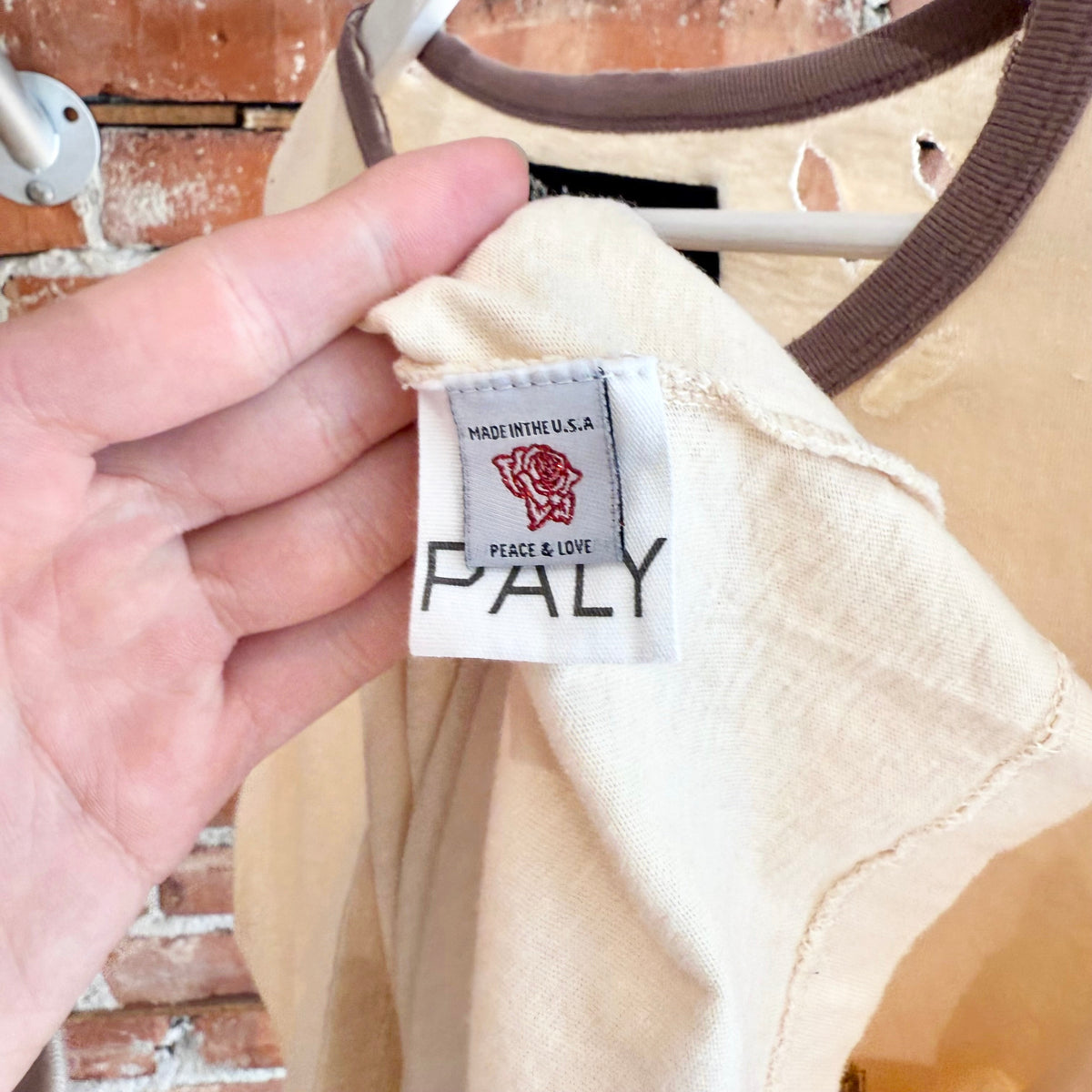 PALY HOLLYWOOD SS26 CHELSEAY HOTEL TEE ‘CREAM/BROWN’