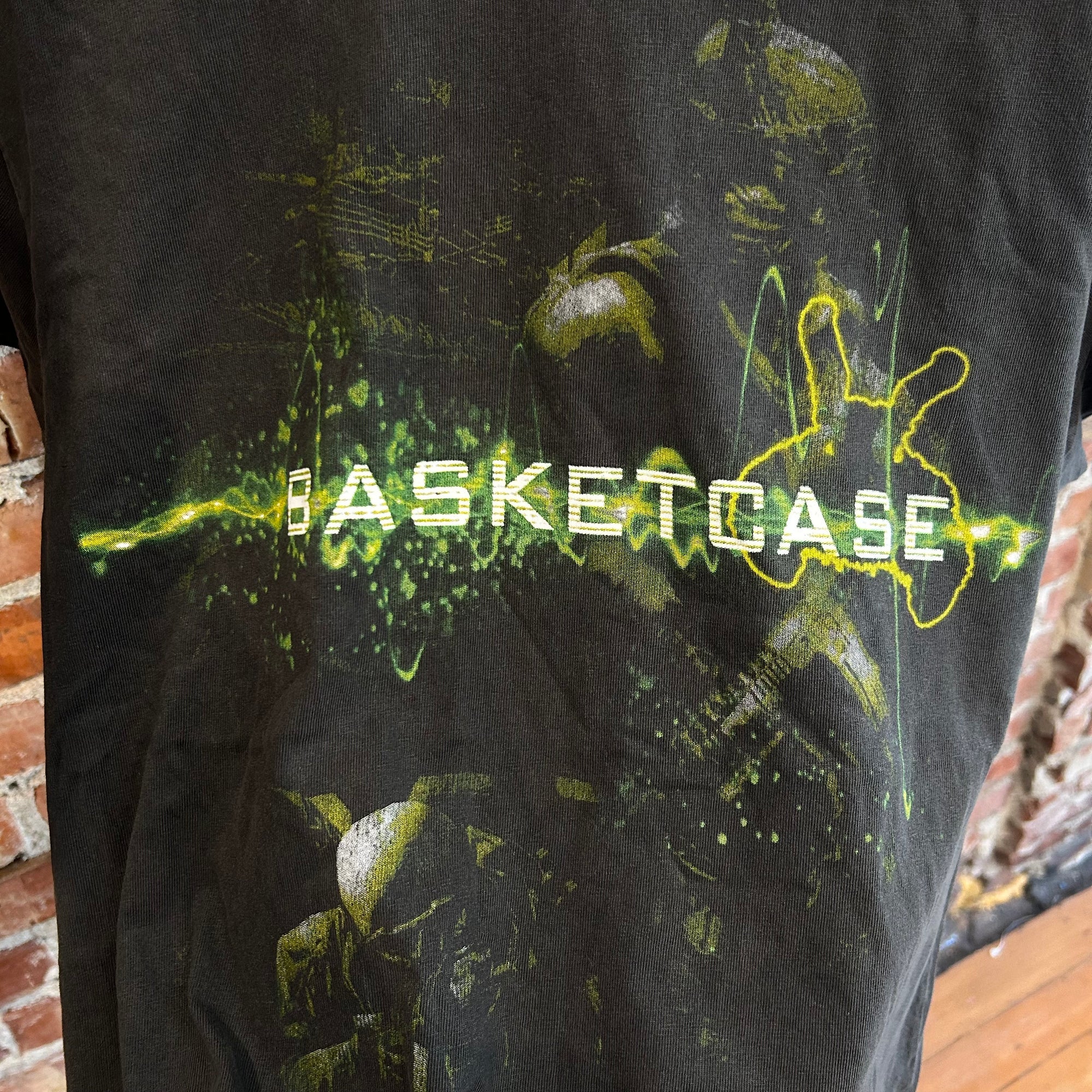 BASKETCASE GALLERY C.O.D TEE ‘GRAY/GREEN’