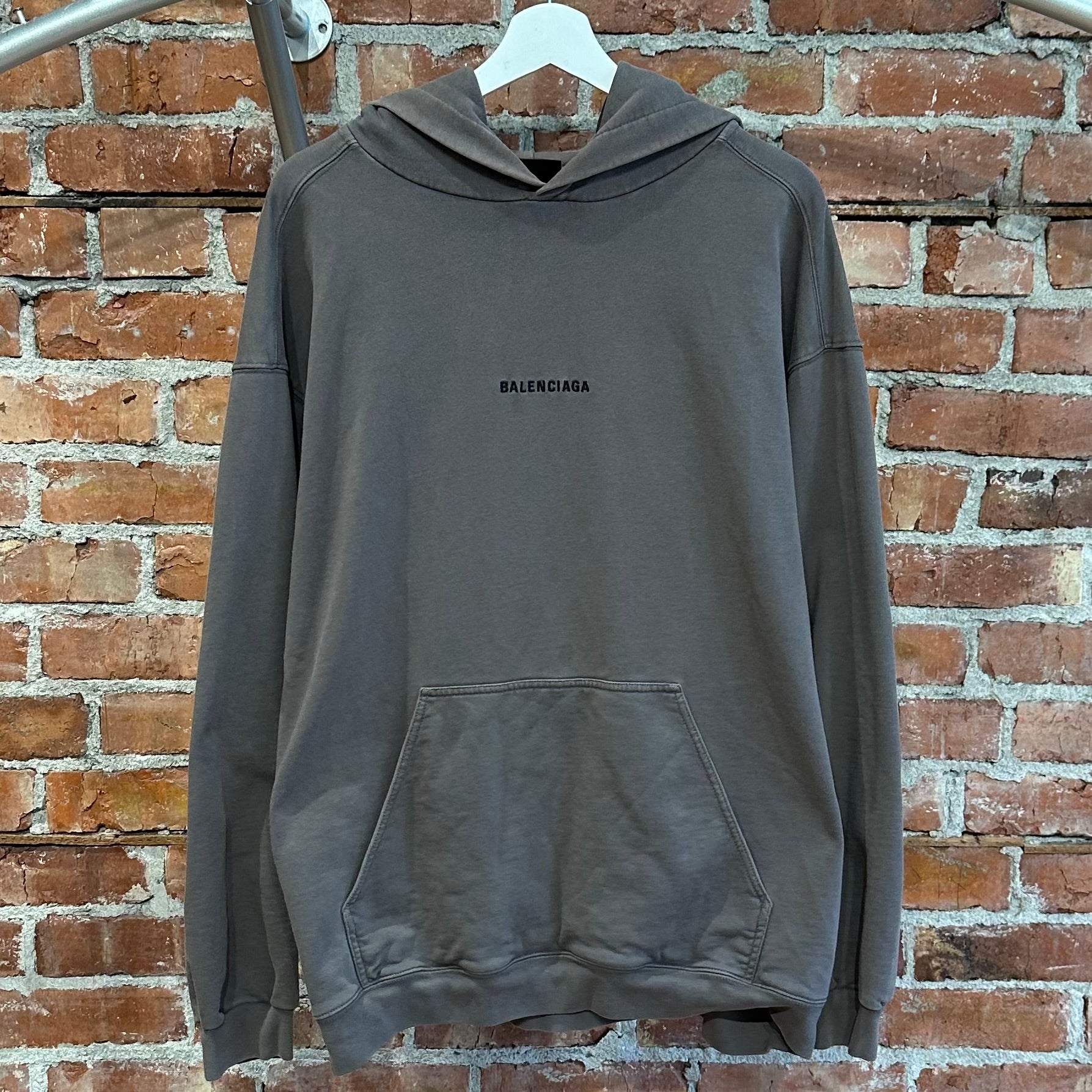 BALENCIAGA SS22 MINI LOGO HOODIE ‘ASH’