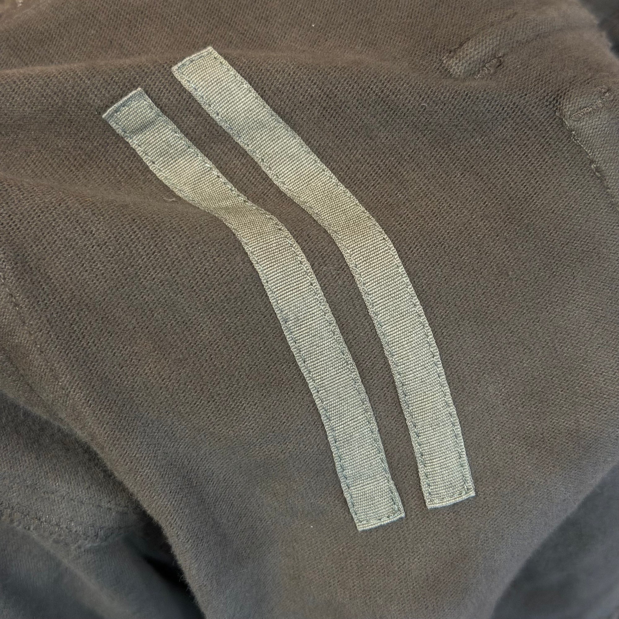 RICK OWENS DRKSDHW CREATCH CARGO SHORTS ‘DUST’