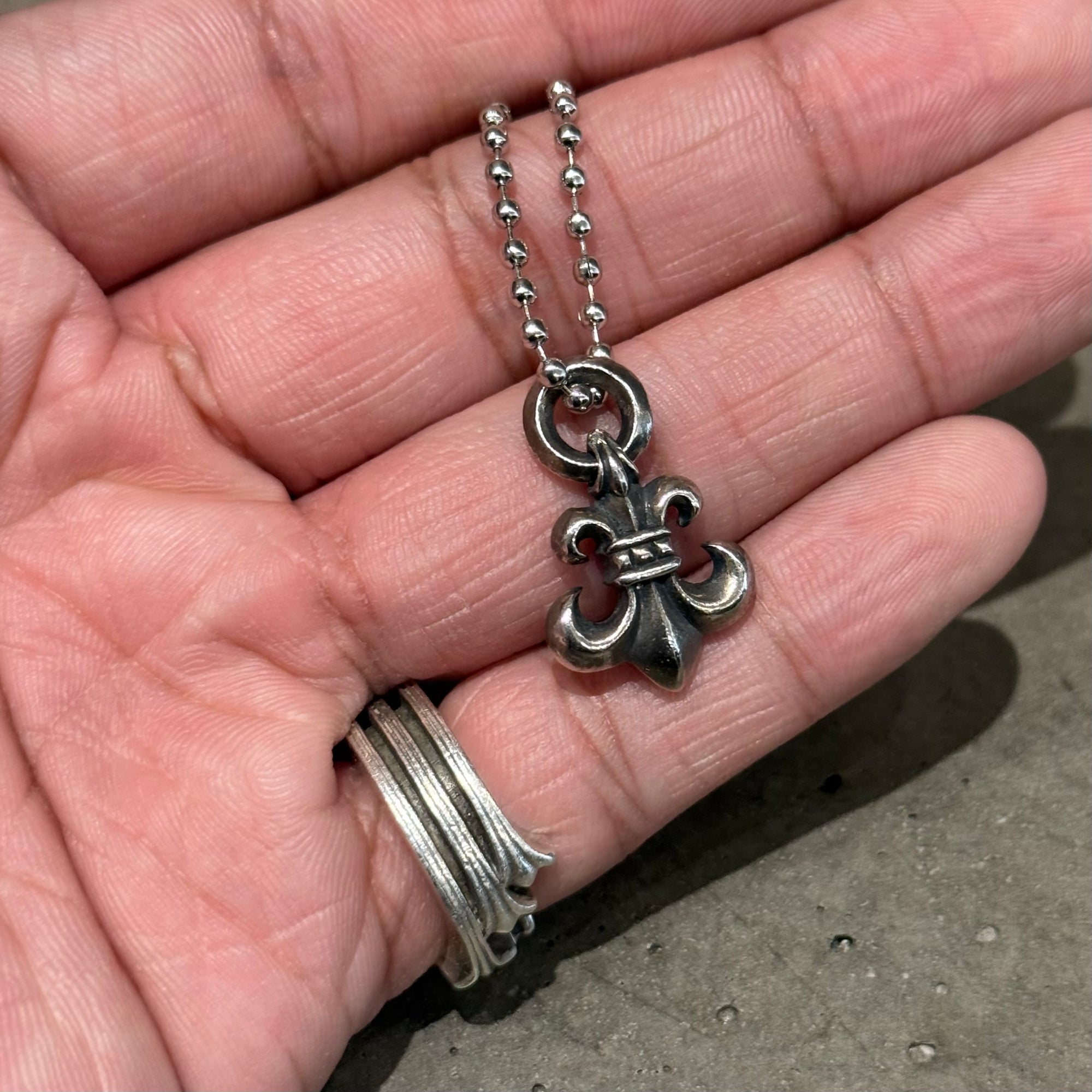 CHROME HEARTS BS FLEUR CHARM PENDANT NECKLACE ‘SILVER’