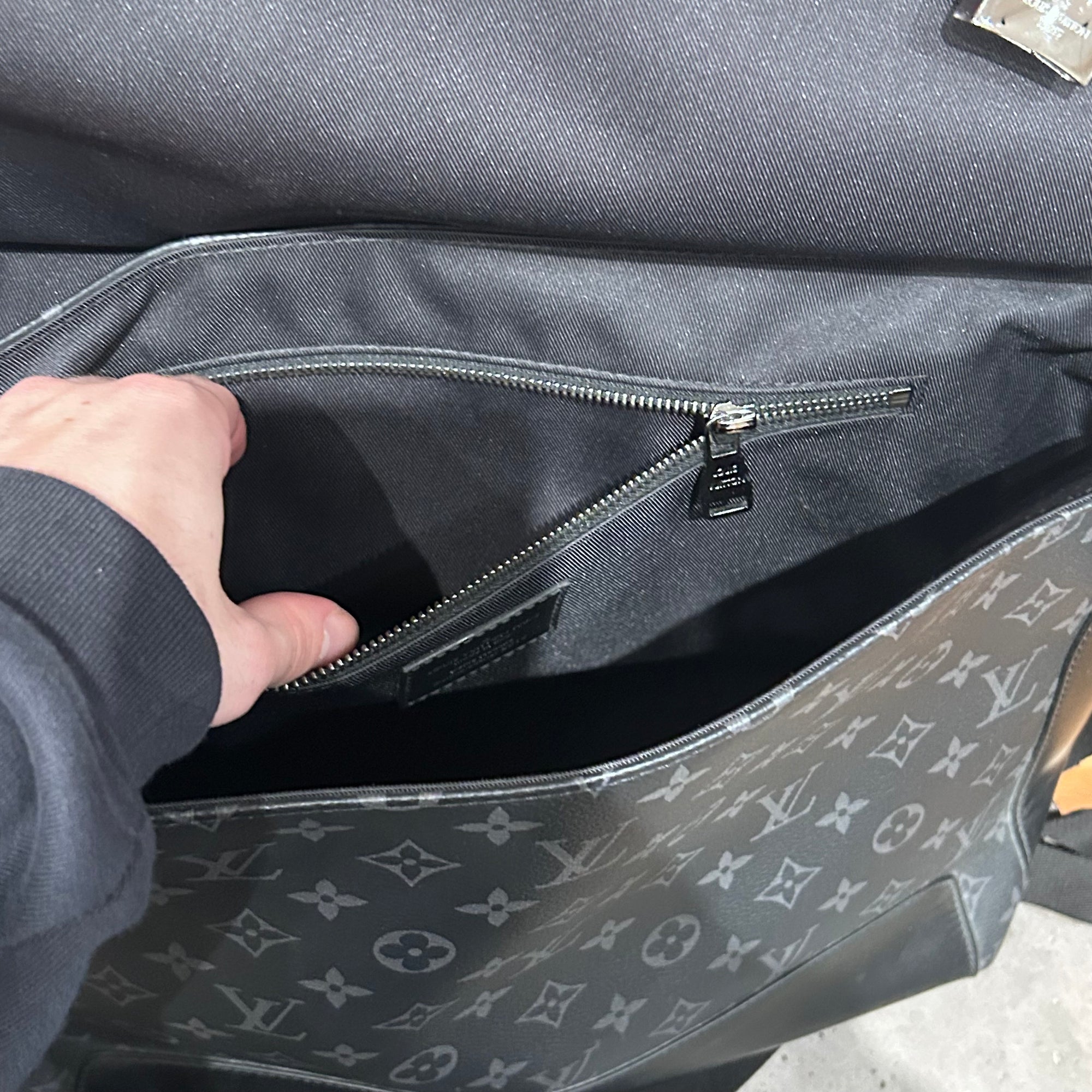 LOUIS VUITTON CROSSBODY MONOGRAM BAG ’BLACK’