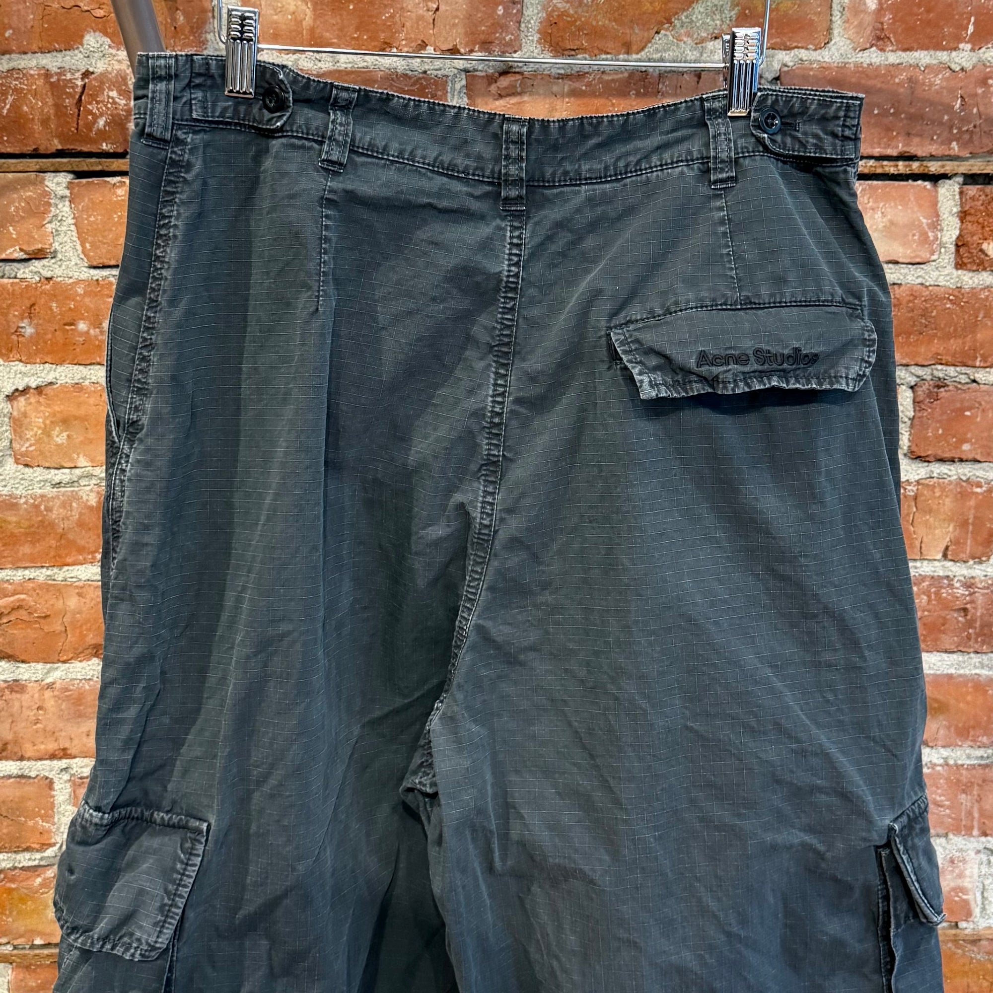 ACNE STUDIOS BAGGY WIDE CARGO PANTS ‘WASHED BLACK’