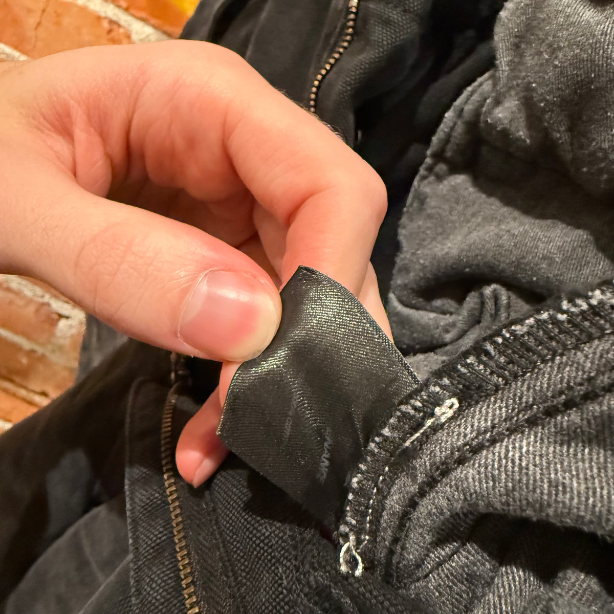 NO MAINTENANCE CARGO PANTS ‘WASHED BLACK’
