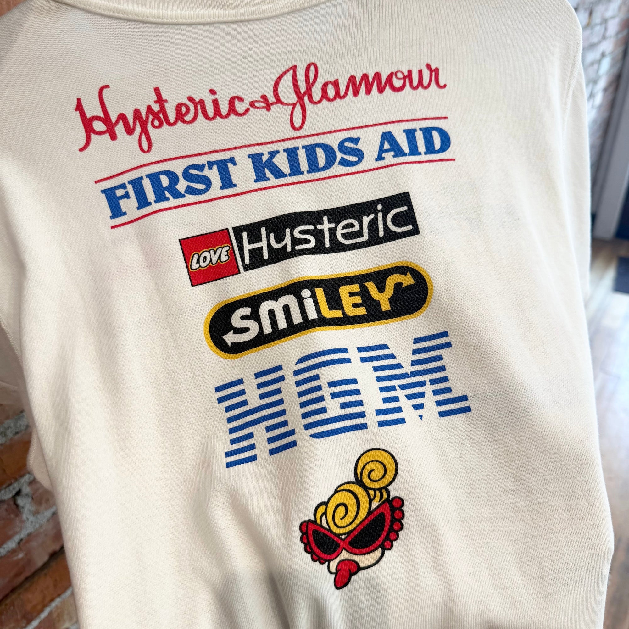 HYSTERIC GLAMOUR CONSUMERISM TEE ‘MULTI’