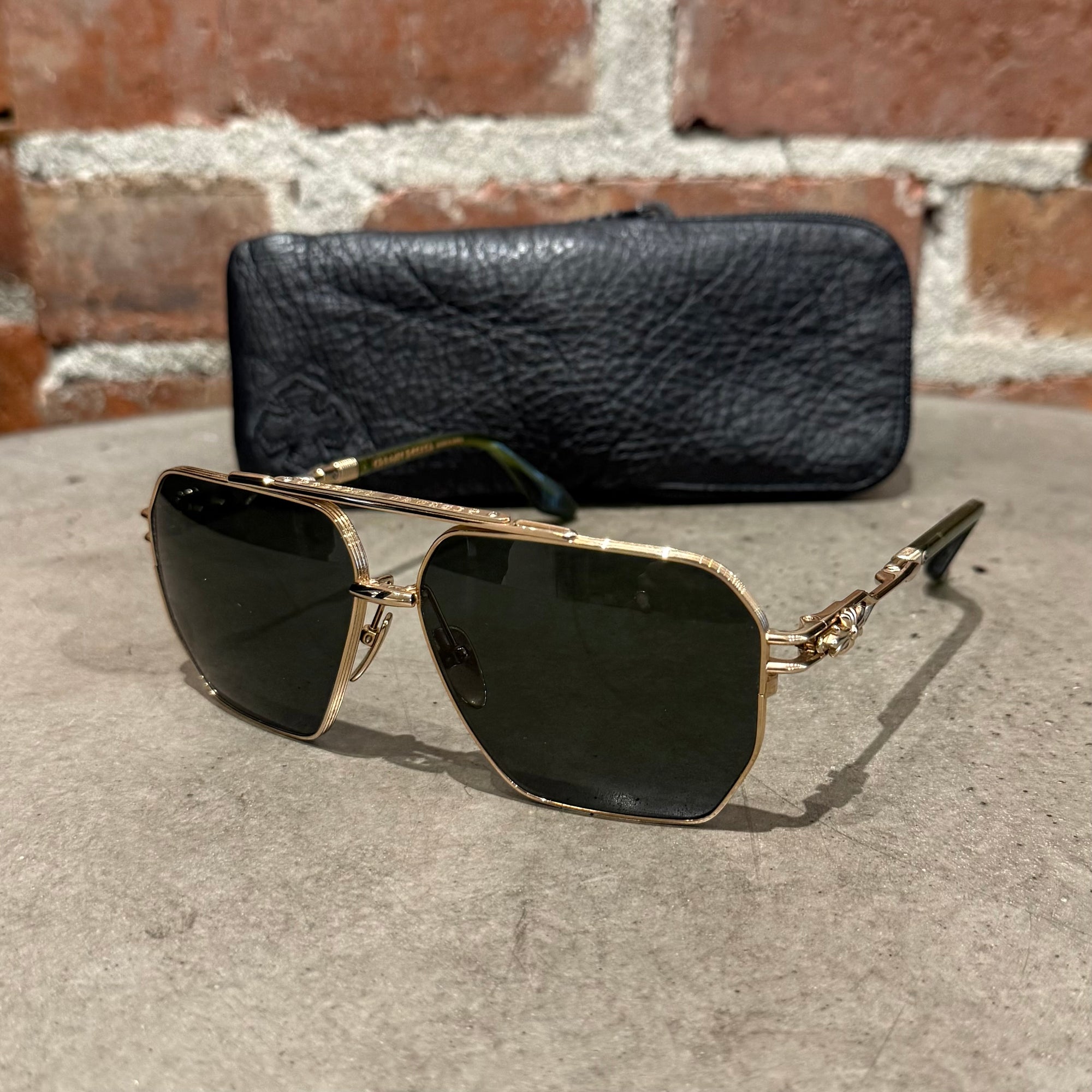 CHROME HEARTS RIPPING AVIATOR SUNGLASSES ‘GOLD’