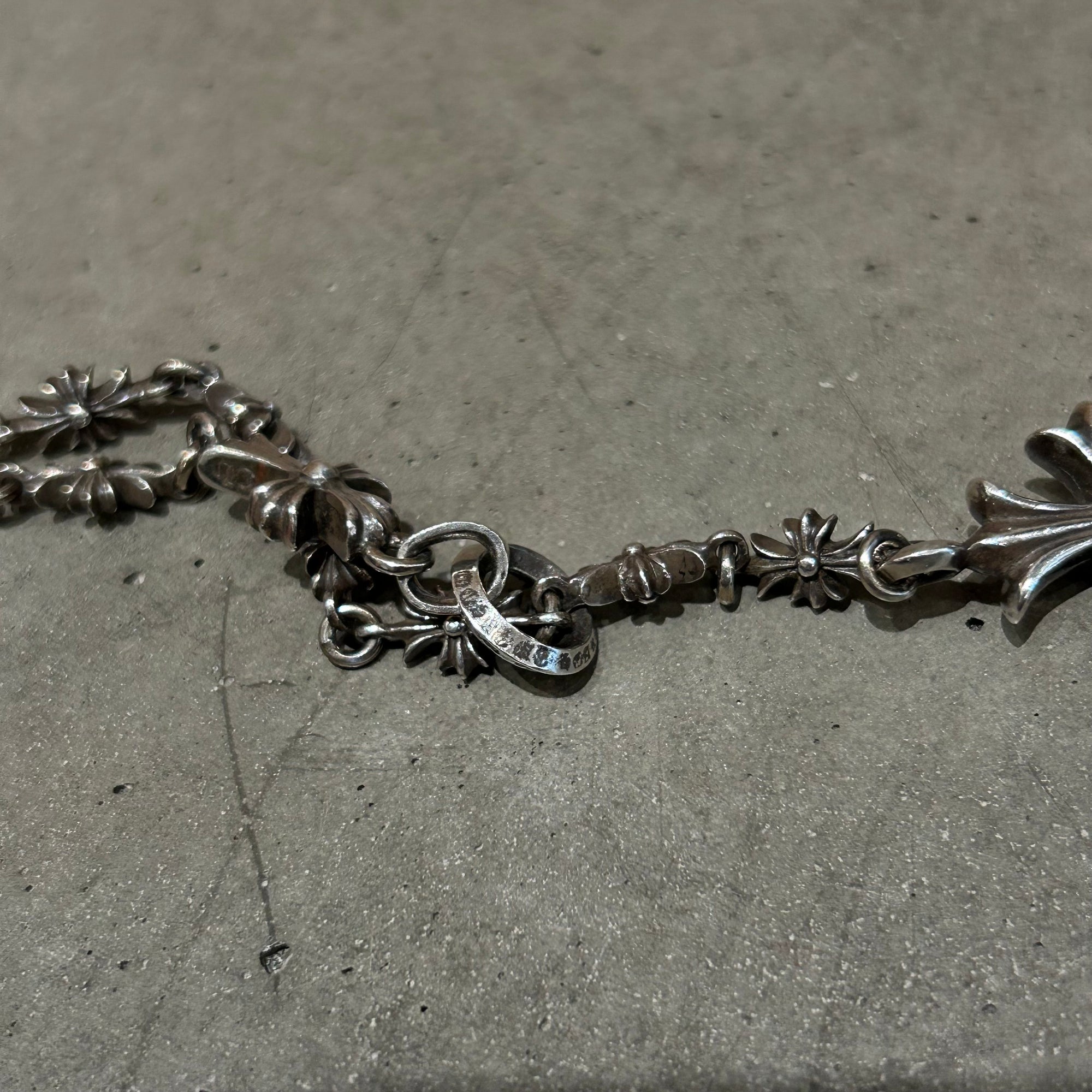 CHROME HEARTS TINY-E ROSARY NECKLACE 'SILVER'