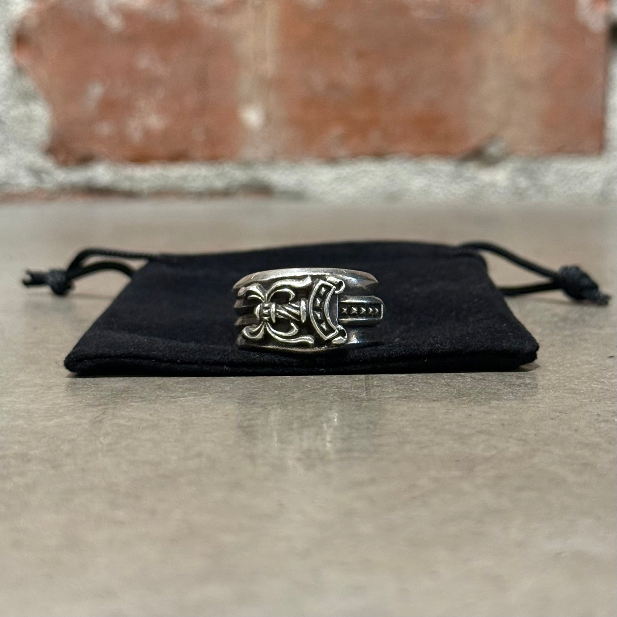 CHROME HEARTS CLASSIC DAGGER RING ‘SILVER’