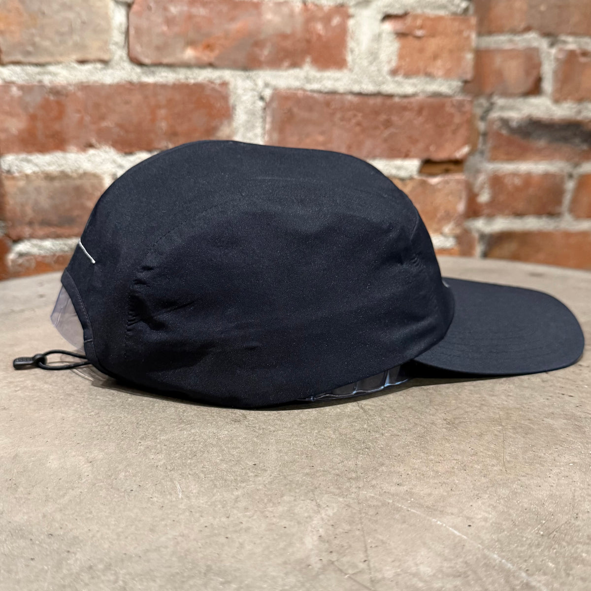 MARGIELA MM6 X SALOMON HAT ‘BLACK’
