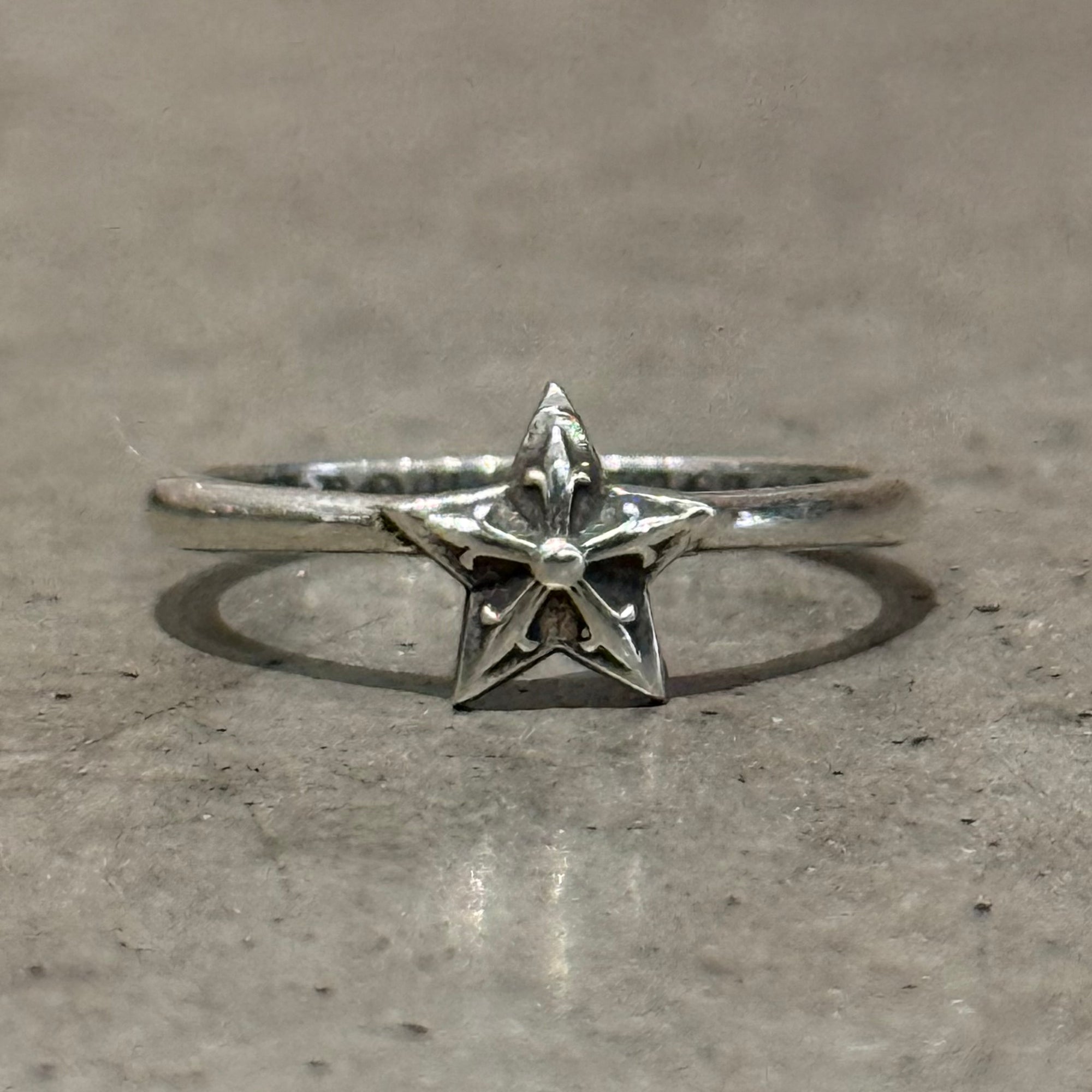 CHROME HEARTS STAR BUBBLEGUM RING ‘SILVER’